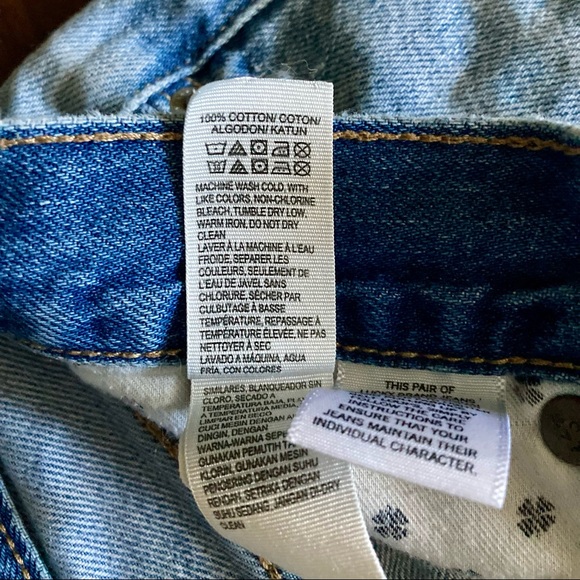 Lucky Brand “The Cut Off” Floral Embroidered Denim Shorts - Light Wash - 2/26 - Picture 5 of 5